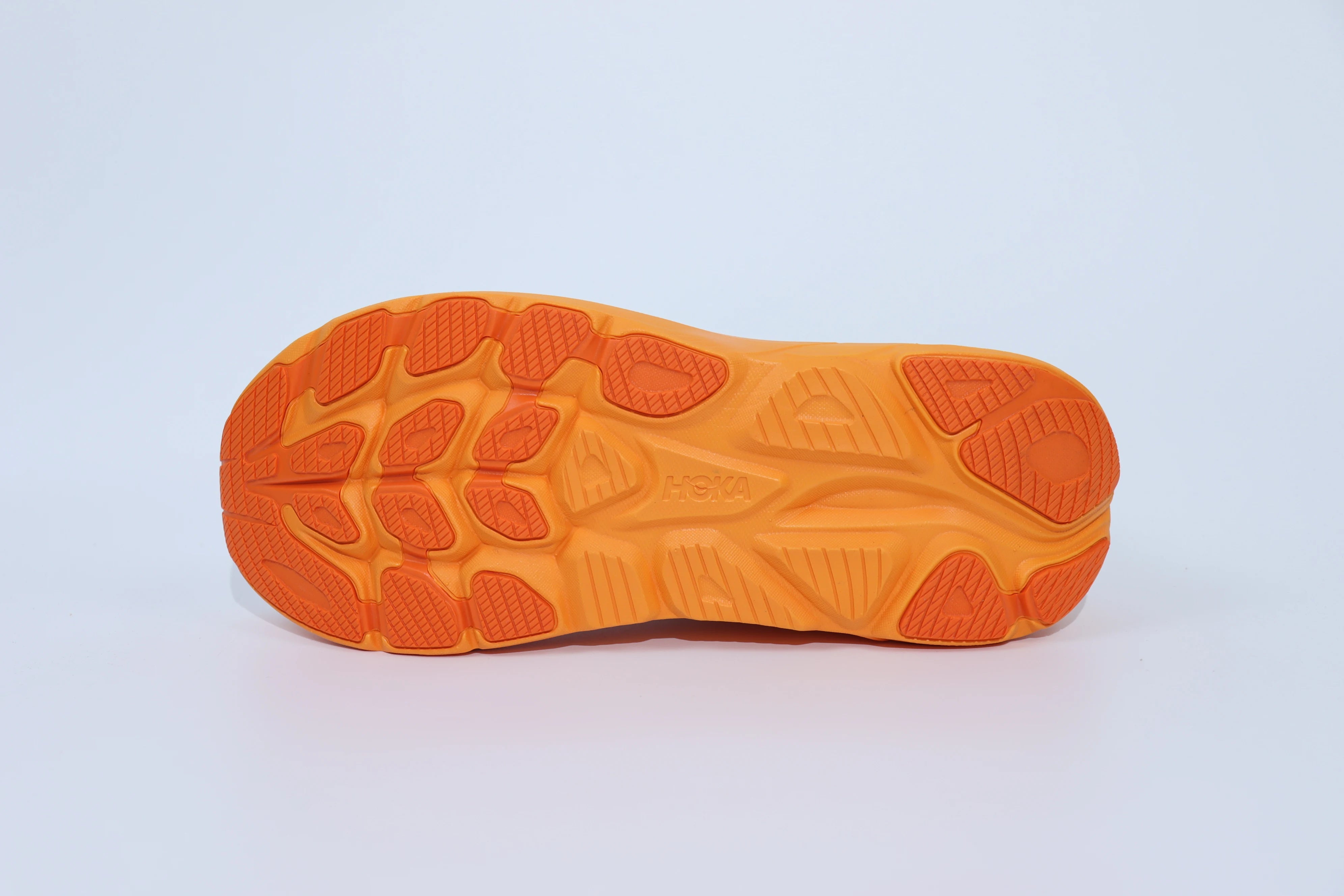 chaussures sport hoka confortable