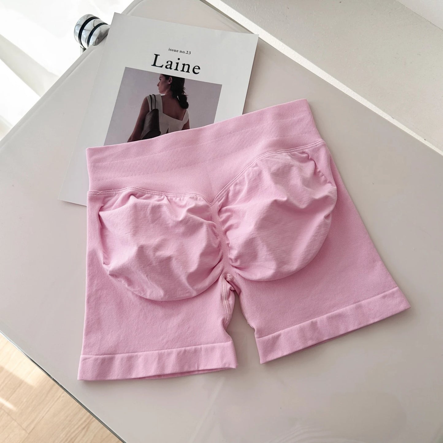 short d'entraînement pour femme rose