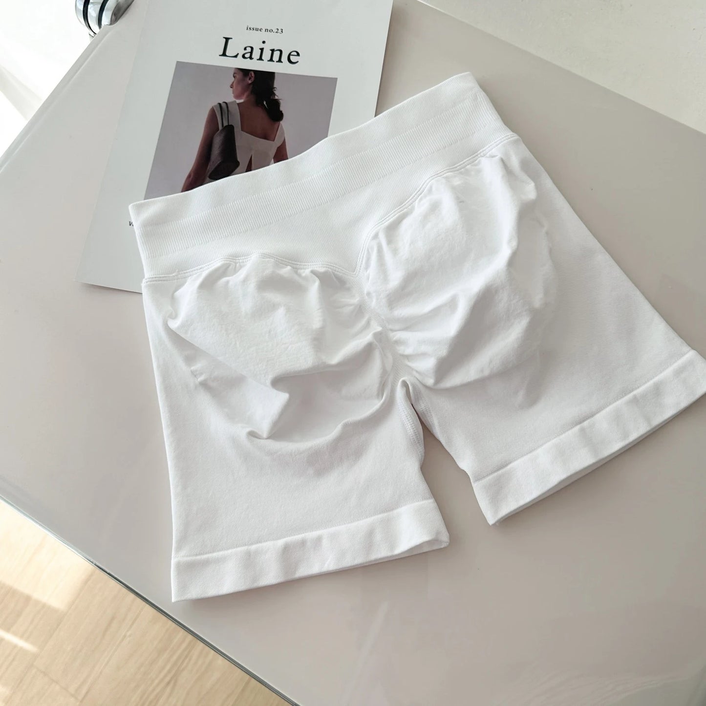 short fitness blanc