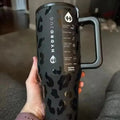 HydroJug Traveler - Bouteille Isotherme Pratique et Élégante - UNIVERSPORT